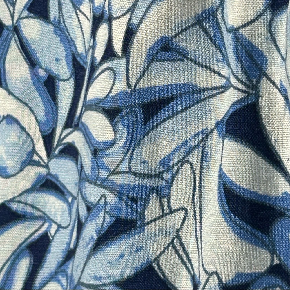 Croft & Barrow Blue and Short Sleeve Button White Leaf Pattern Shirt Size L NWT - Picture 6 of 10